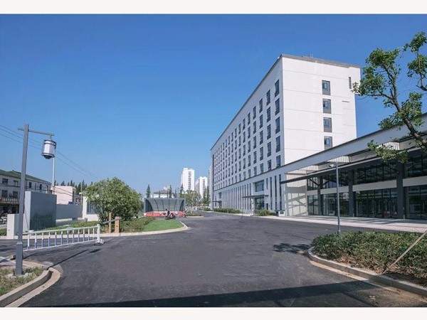 江蘇常州橫山橋衛(wèi)生院—無機預(yù)涂板應(yīng)用